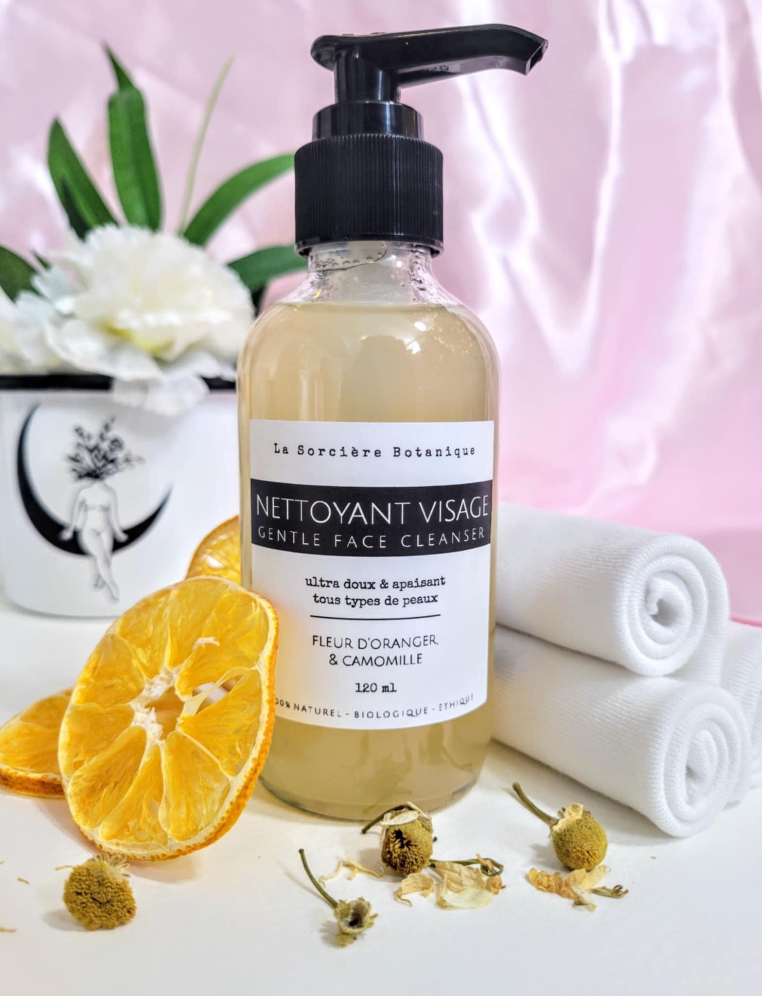 Nettoyant doux pour le visage à la fleur d'oranger et camomille 🌼