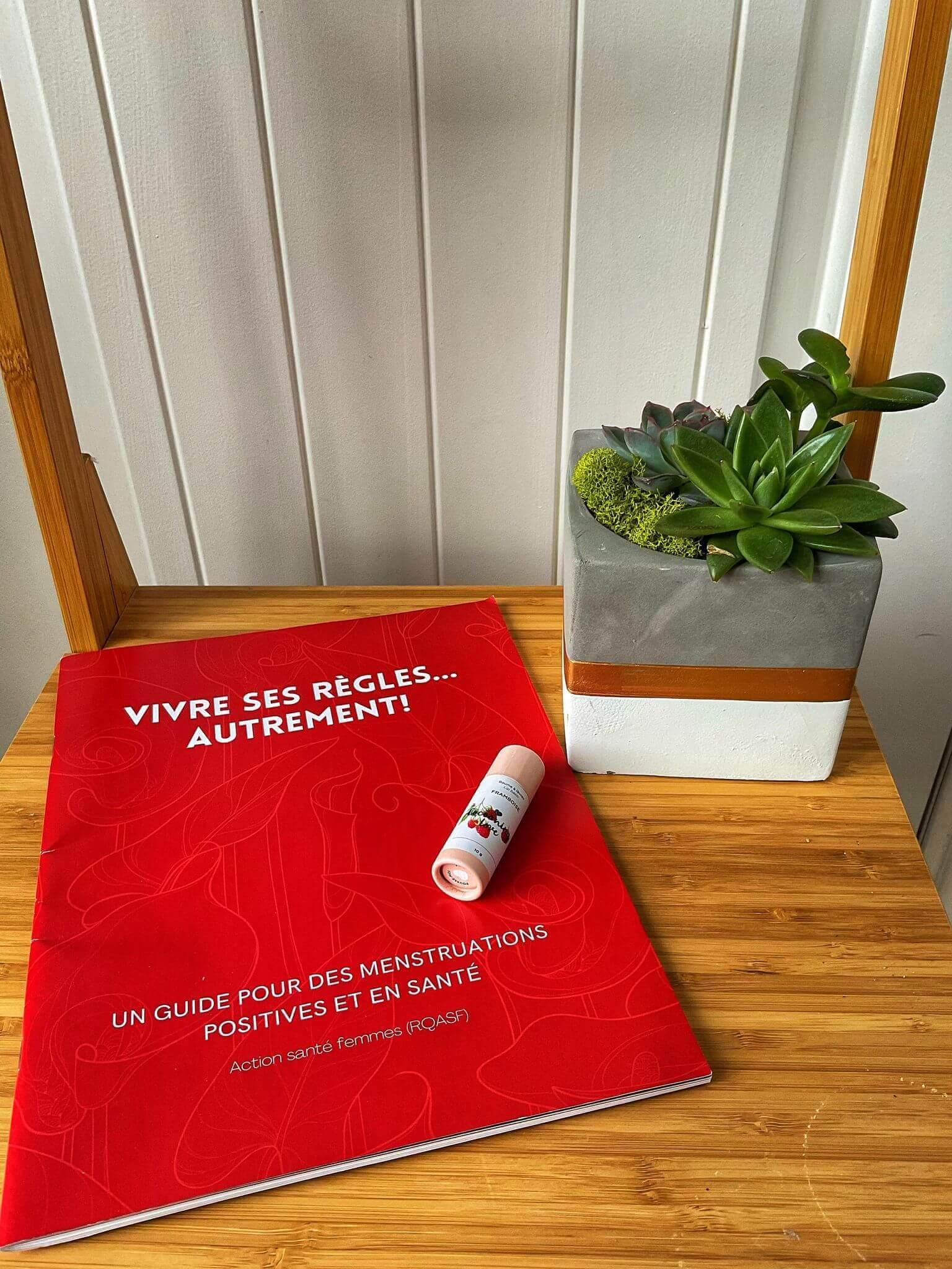 Le Guide menstruel - Ta grand-mère Approuve